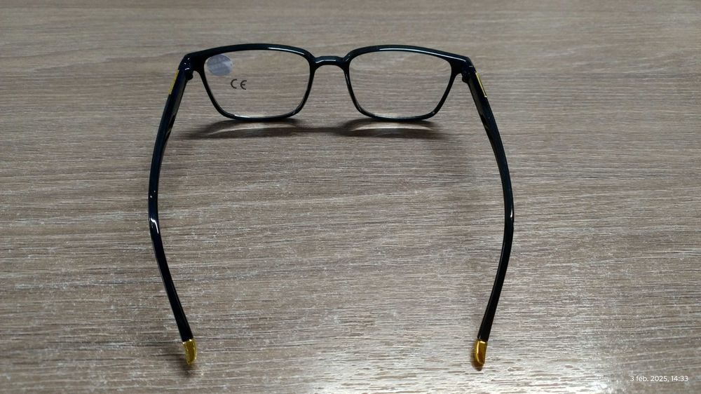 Ochelari vedere pentru aproape - CITIT