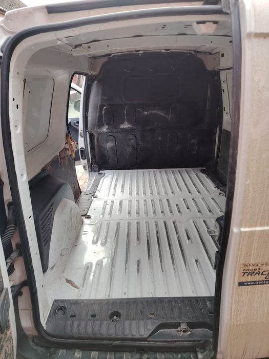 Vând Renault kangoo Lung