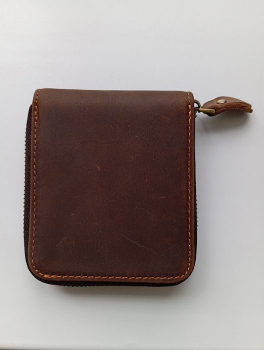 Продам новое кожаное портмоне