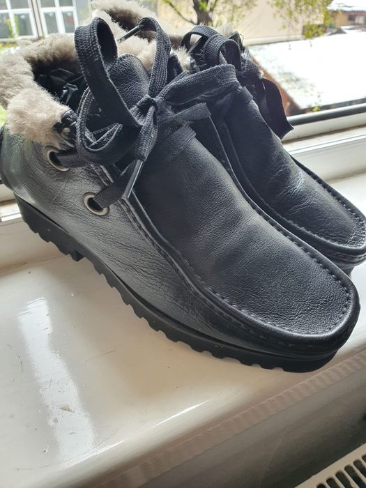 Ghete de dama  sau copii îmblănite piele naturala mărimea 39