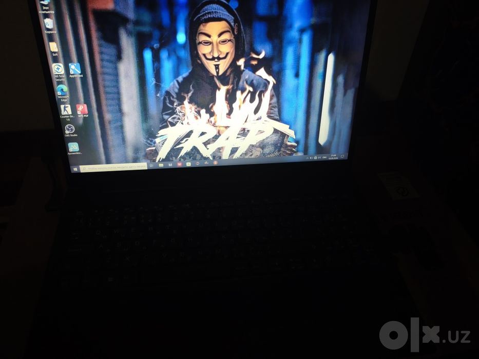 Noutbuk Lenovo holati yangi