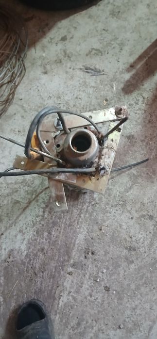 Pompă de apă pentru reparat
