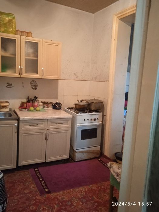 СРОЧНО!!! Квартира Сотилади 2 хонали