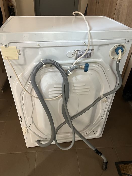 Пералня Indesit