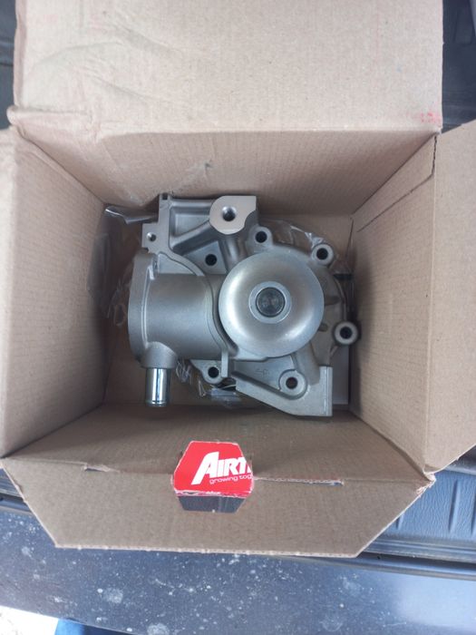 Помпа на субару двс 2л