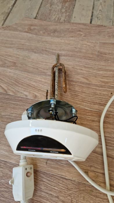 Аристоннын тени сатылады