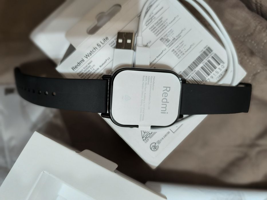 Продам часы новые,не пользовались совсем