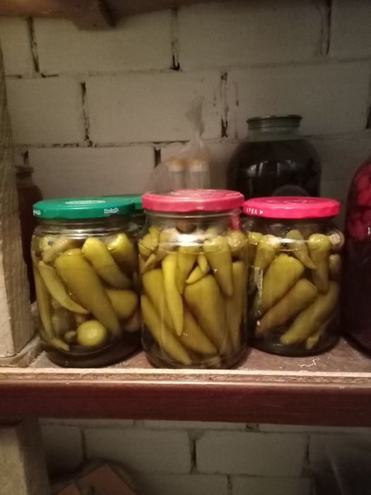 Компоты и соленья.