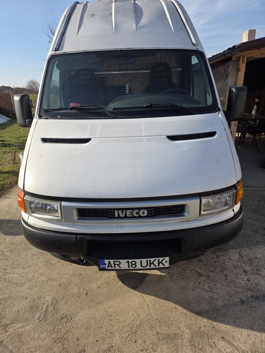 Vand sau schimb iveco daily