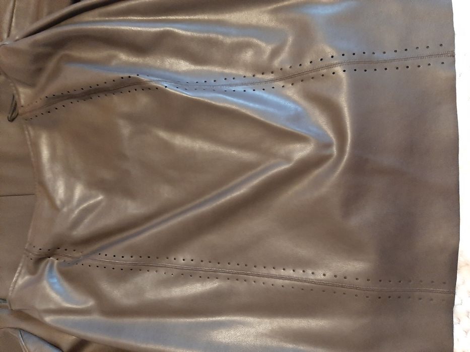 Costum piele ecologica maro