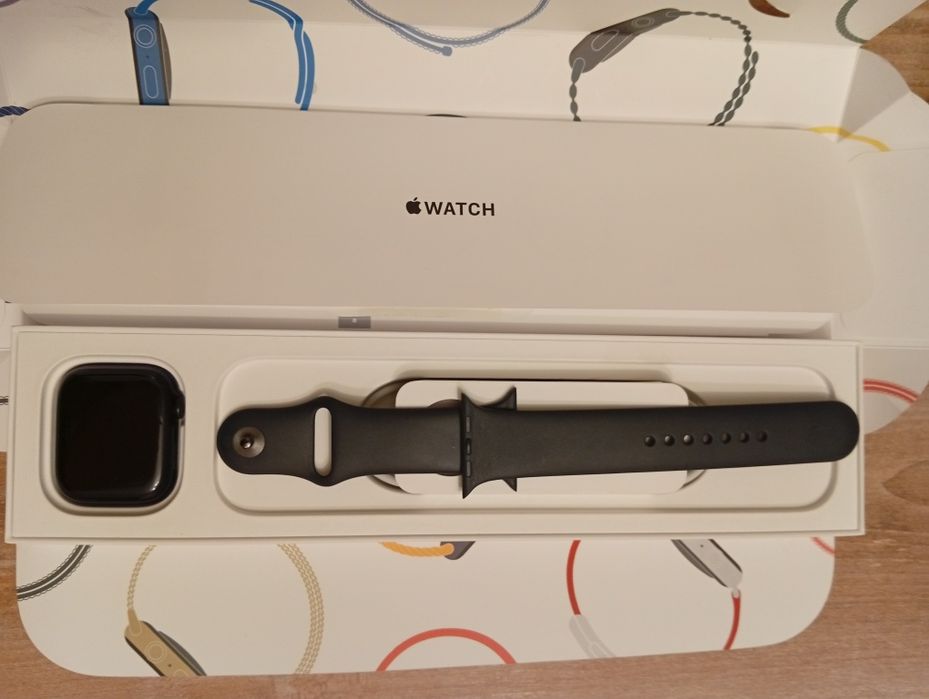 Apple Watch 7 series 45mm