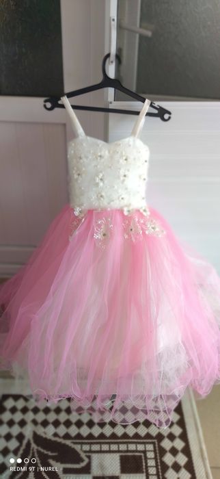 Булчинска рокля за малки принцеси