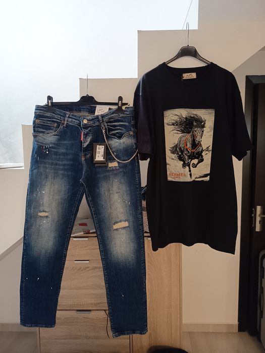 Compleu pentru bărbați tricou și blugi