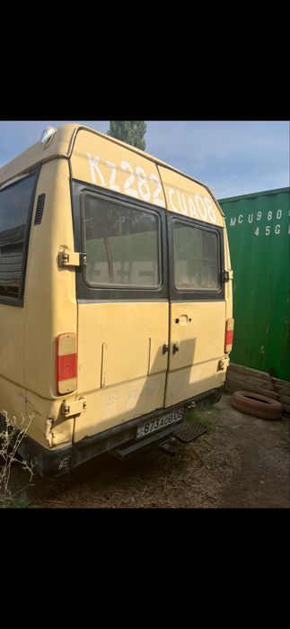 Mersedes benz t1