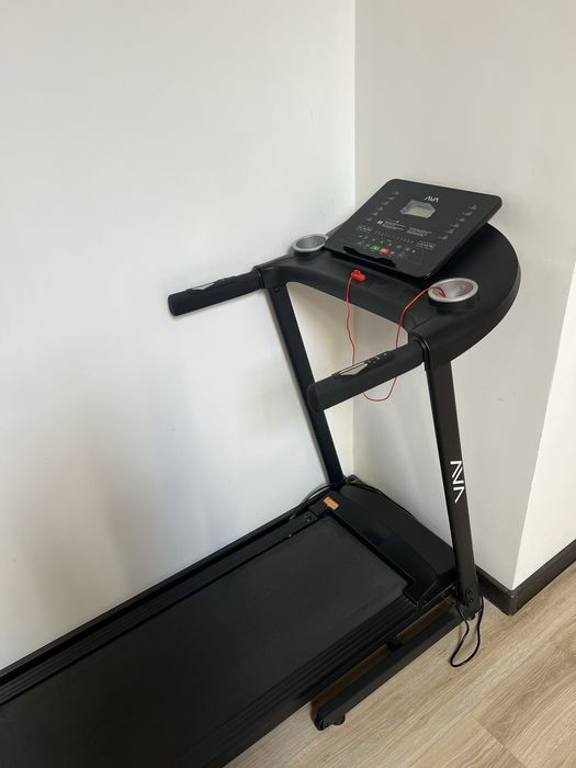 Беговая дорожка Ava b4