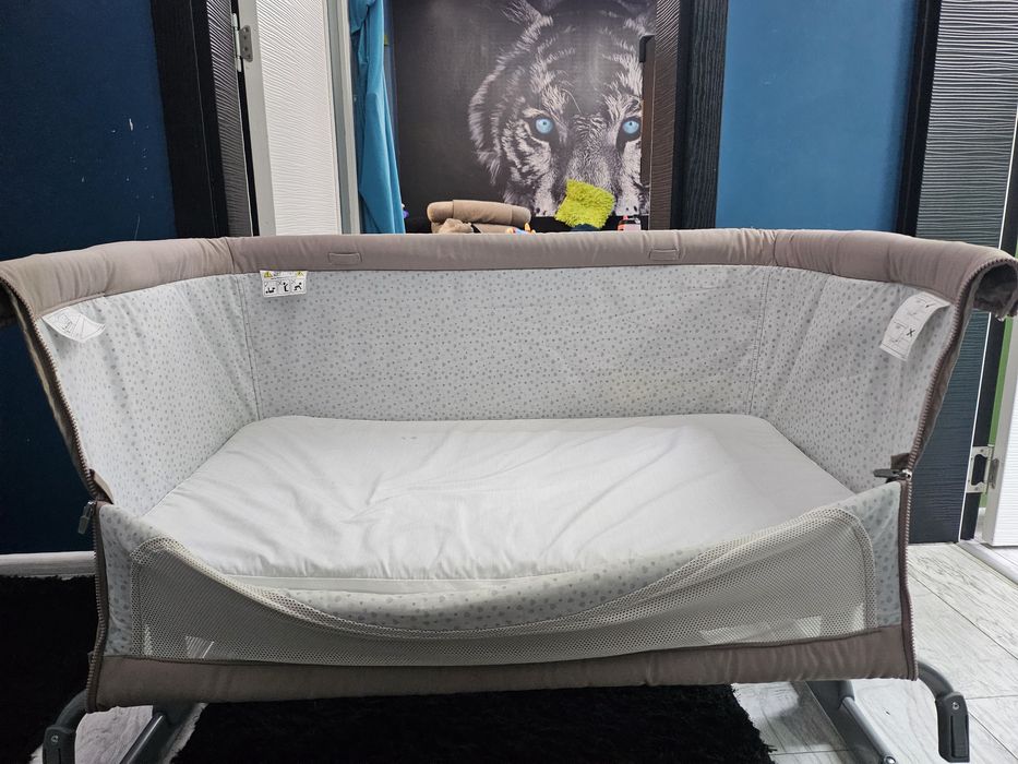 Бебешка кошара chicco next to me