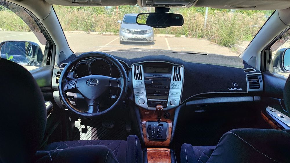 Продам Лексус 330