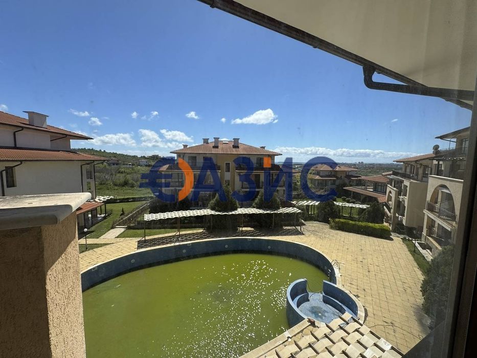 Тристаен апартамент в Комплекс "Арките " - Кошарица,България - 102.07