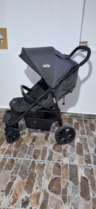 Cărucior Joie Litetrax E Coal gri antracit