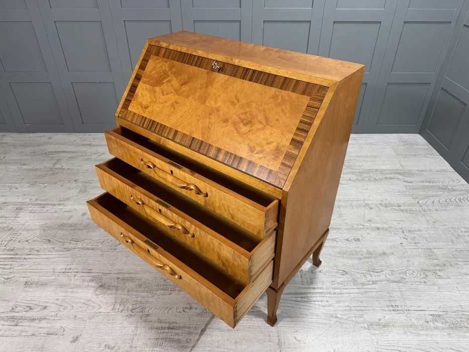 Писалище - секретар масив К076-Д