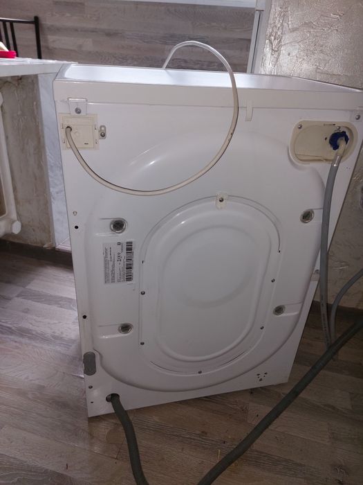 Продоётся стиральная машина