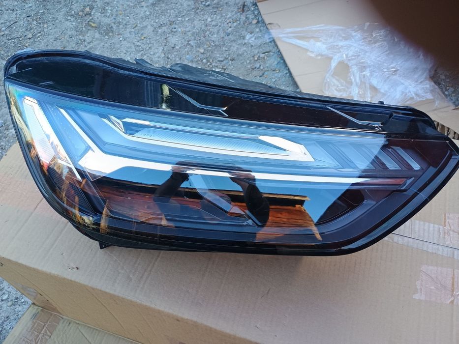 Far Dreapta AudiQ5 Full led Facelift Meatrix 2022+