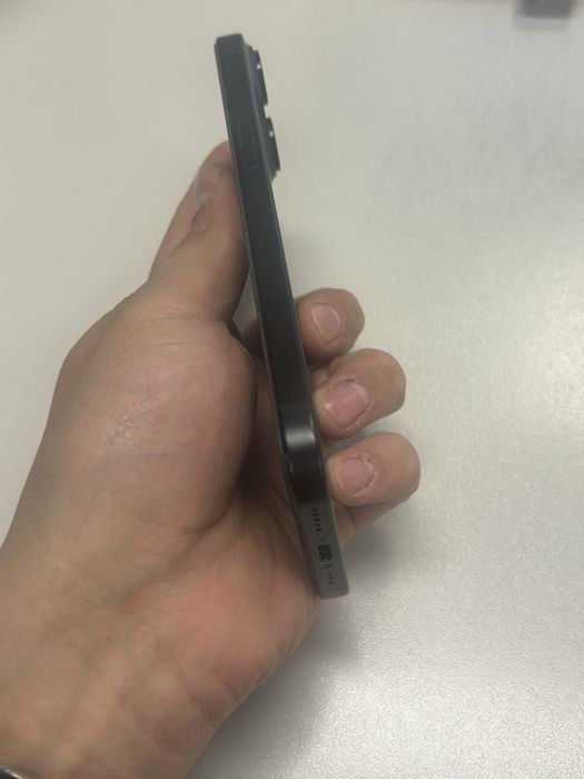 IPhone 15 128 гб 88% акб