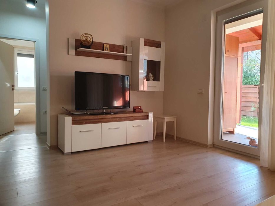 Direct de la proprietar, Apartamen 3 camere plus terasa si spatiu verde, 2 locuri de parcare