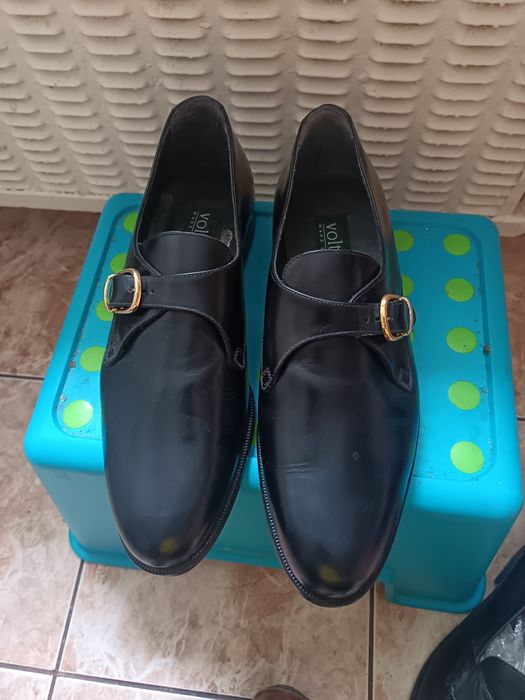 Pantofi bărbați de vînzare
