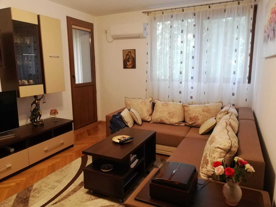 Vanzare apartament 4 camere