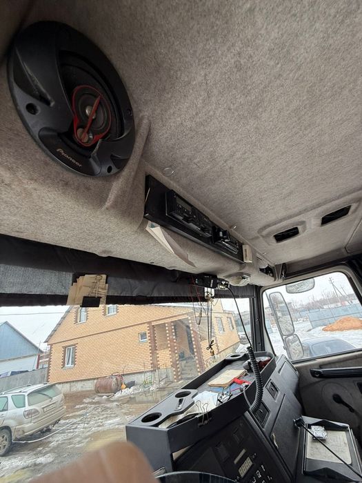 Продам МАЗ 6501 с прицепом