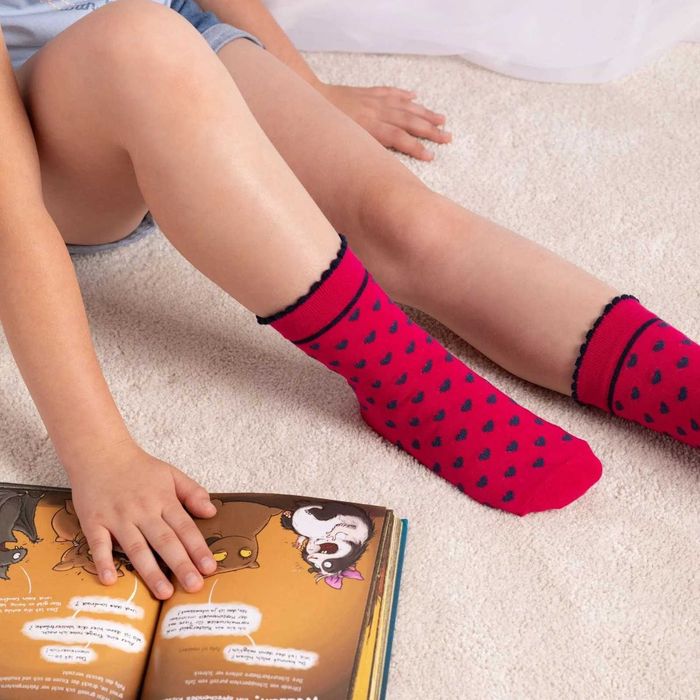 Комплект от 5 чифта комфортни и цветни памучни детски чорапи"