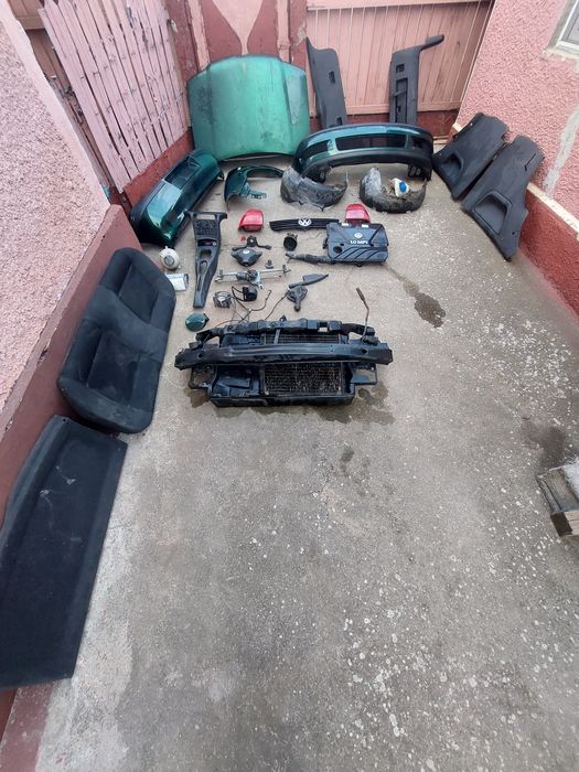 Piese Volkswagen Polo 1.0i Faruri OFERTĂ TOP