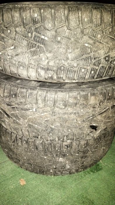 Зимние шины комплект