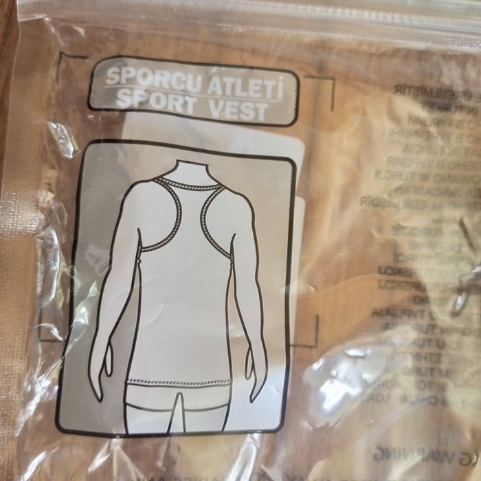 Майки мужские       LC Waikiki  XL 90000   сум за 2 майки