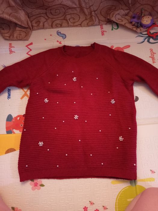 Отдам даром женскую одежду