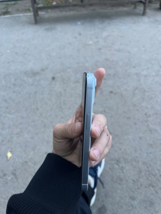 айфон 15 белый цвет