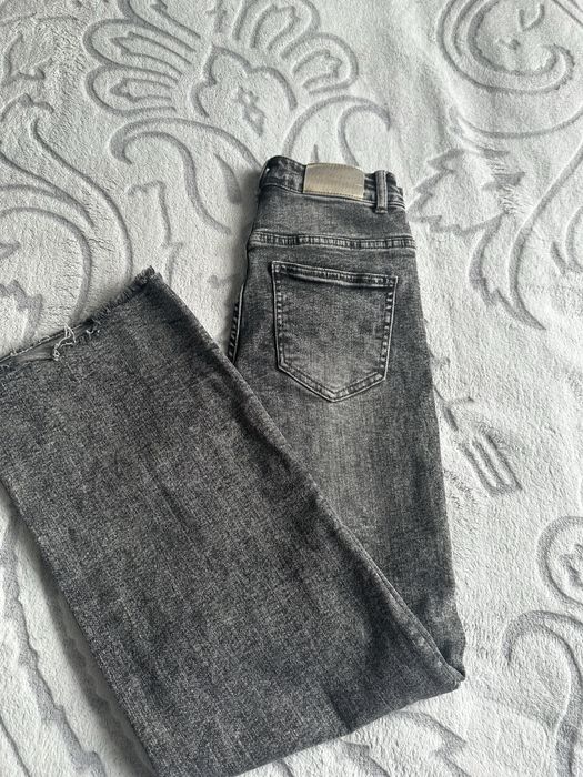 Джинсы женские Италия