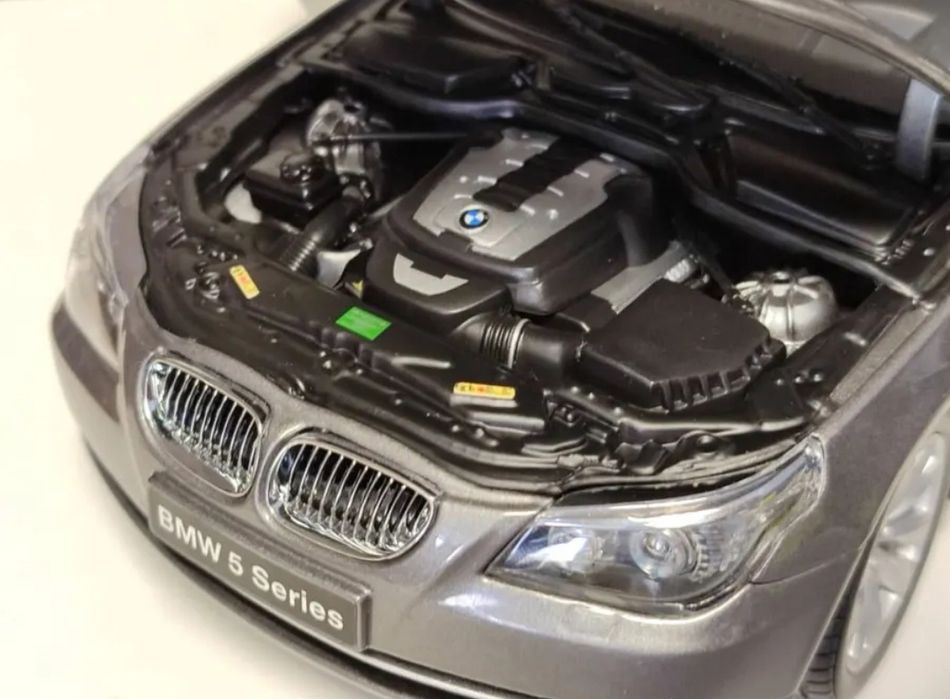 BMW E60 550i от Kyosho