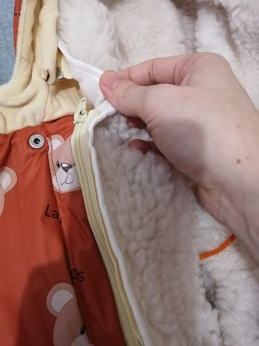 Продам комбинезон детский