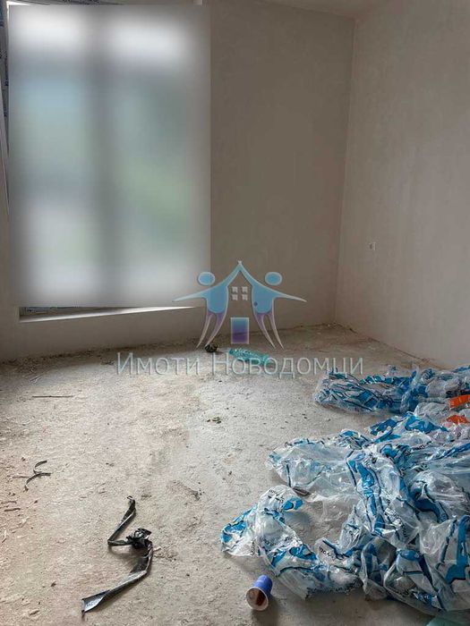 Продава се Тристаен апартамент в Шумен, Пазара - 86 кв.м за 1216 €/кв.м - Снимка #2