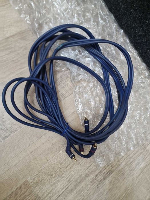 Pioneer - Усилвател и бас каса /линк към видео/