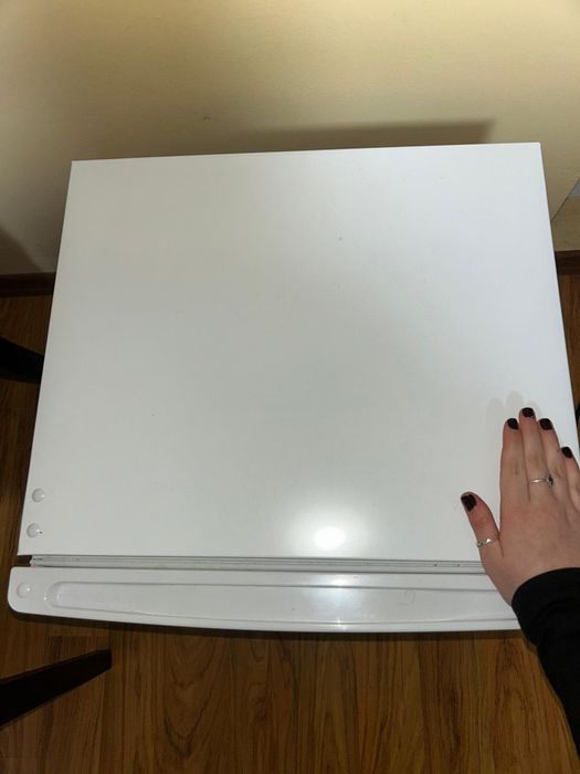 Хладилник мини бар arielli 43 литра, клас Е. бял