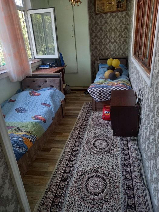 Продается квартира Юнусобад 6кв 2*3/4/4