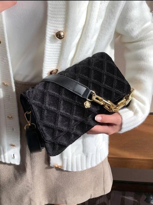 Чёрная вельветовая сумка