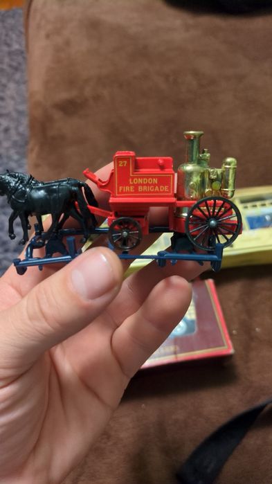 Masinuțe din Metal /Anglia