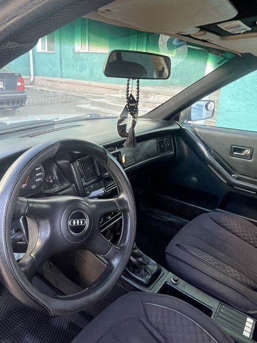 audi 80b3 1.8 моно 1991года