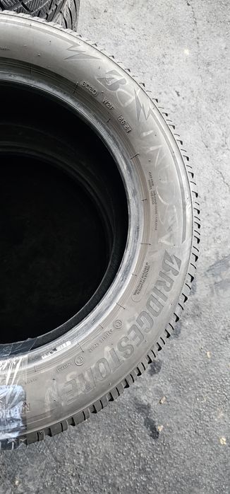 205 60 R 16 Bridgestone iarna