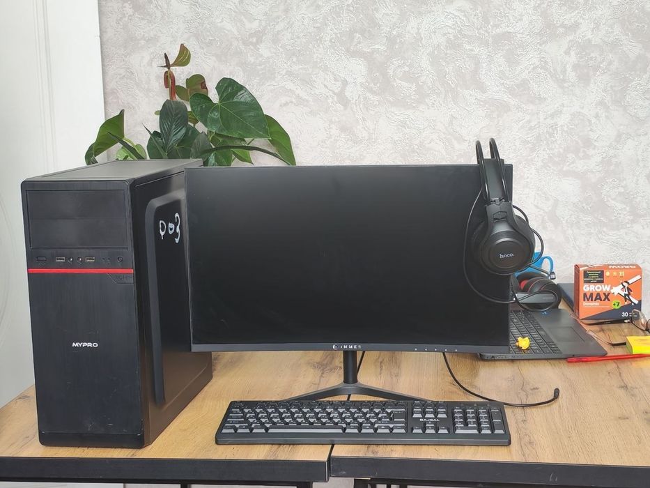 Офисный компьютер