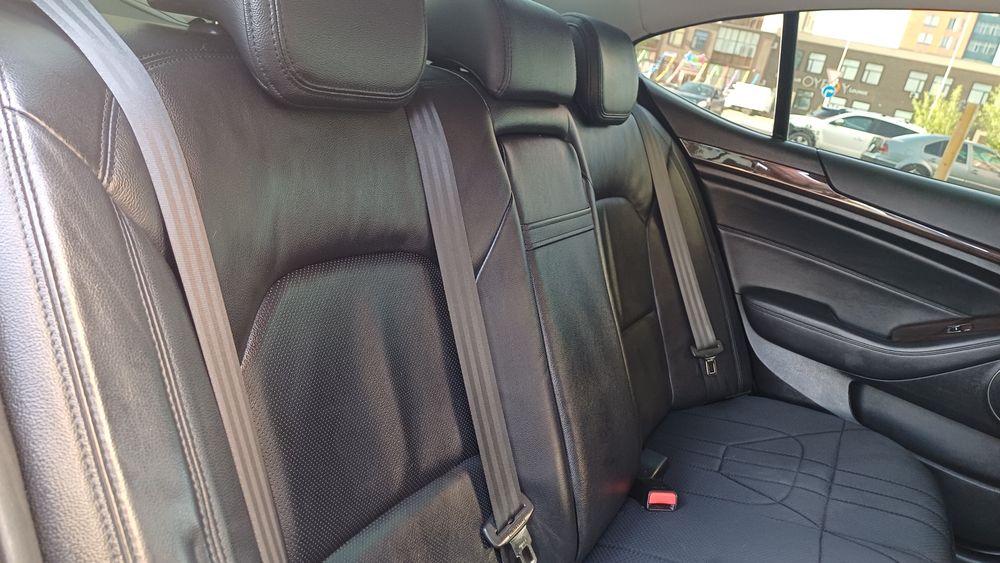 Продаю машину KIA K7